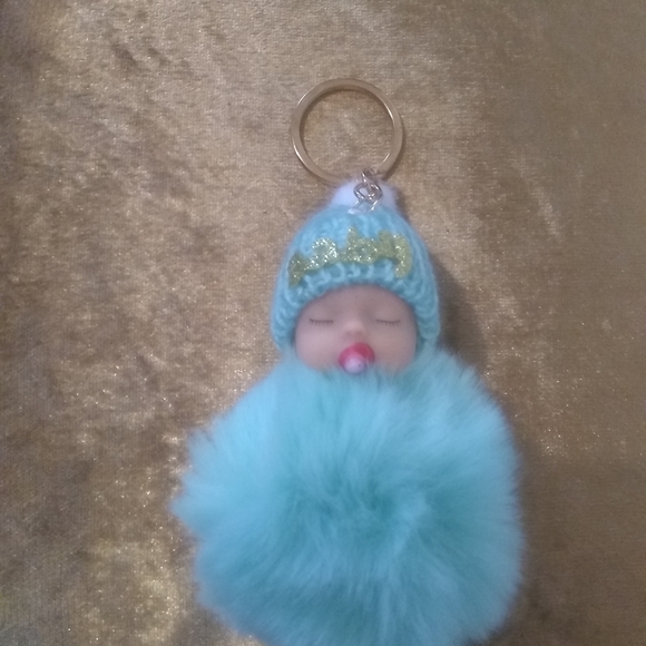 Furry baby tag alongs - Picture 3 of 10